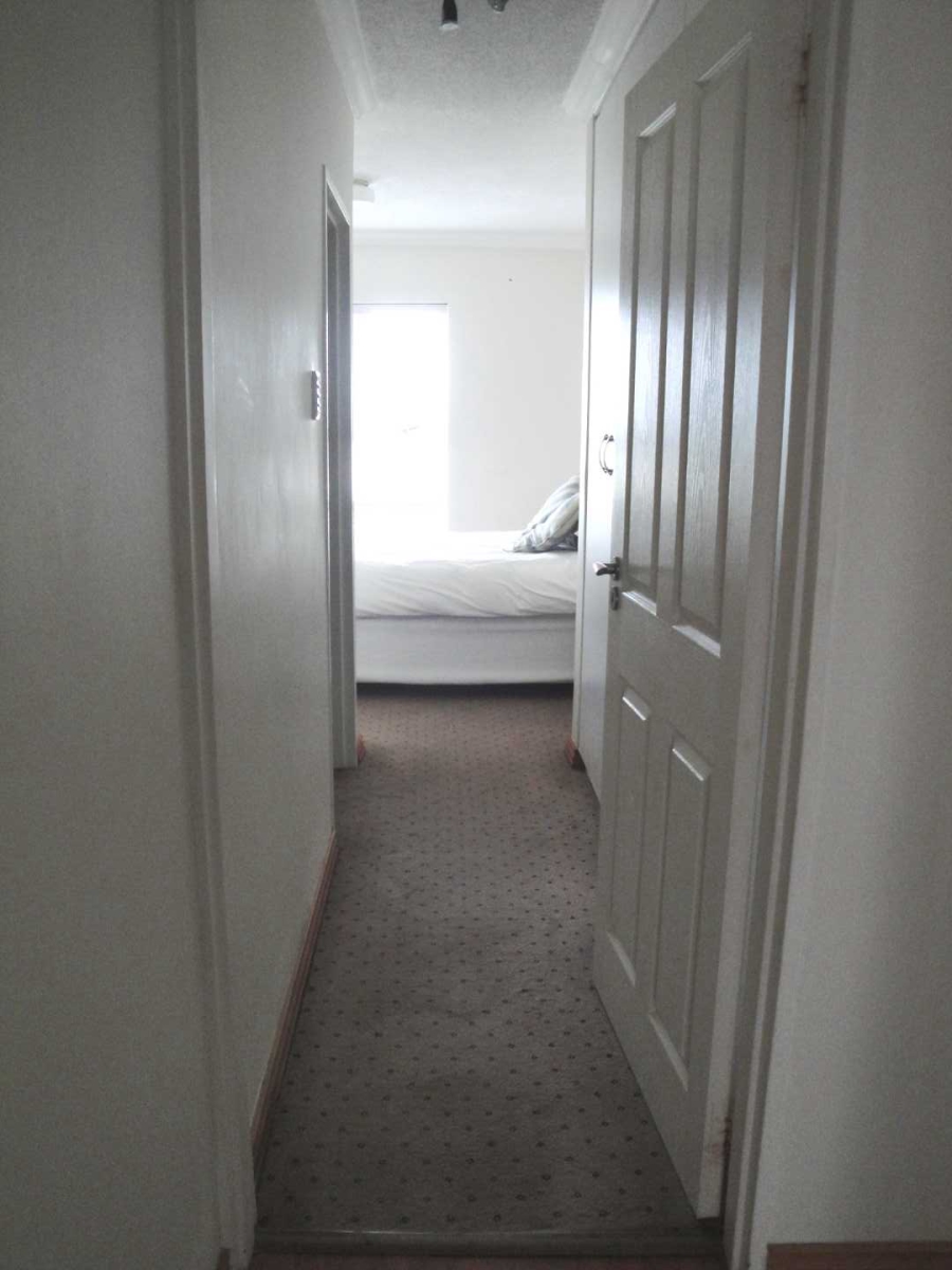 2 Bedroom Property for Sale in Summerstrand Eastern Cape